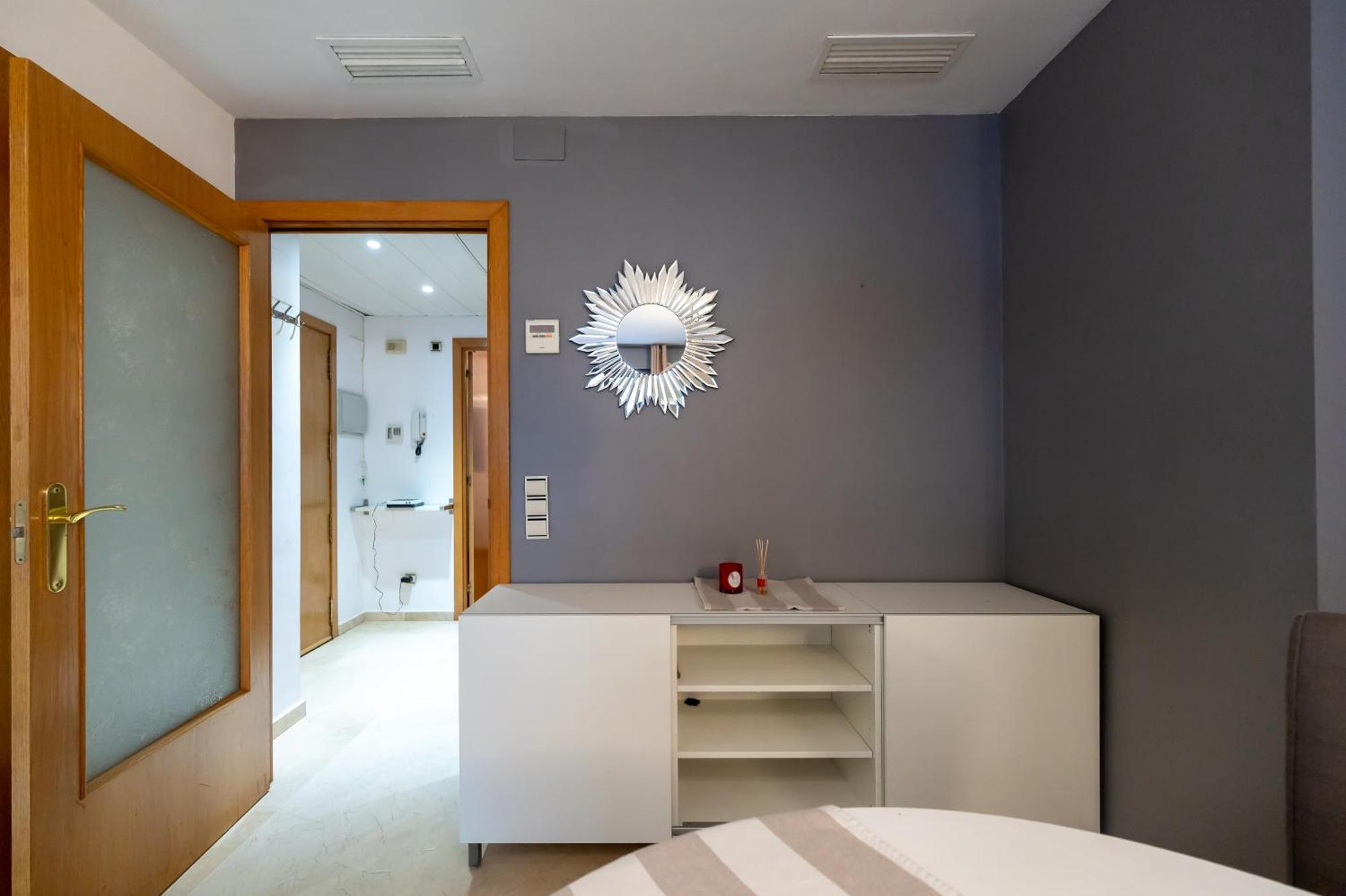 Comfy Downtown + Private Terrace Apartment Barcelona Luaran gambar