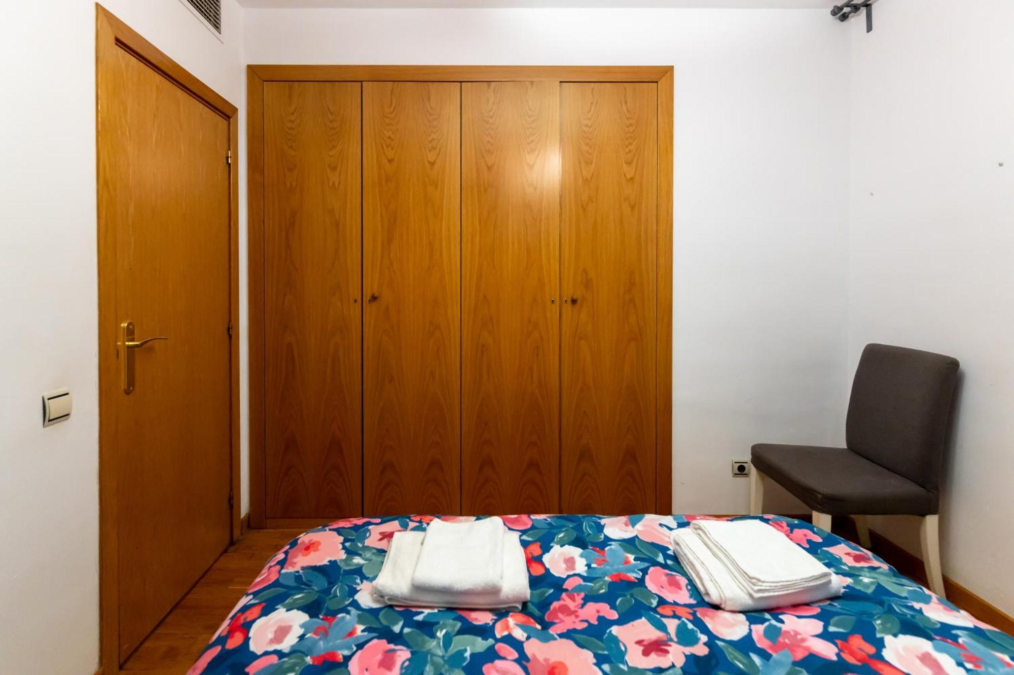 Comfy Downtown + Private Terrace Apartment Barcelona Luaran gambar