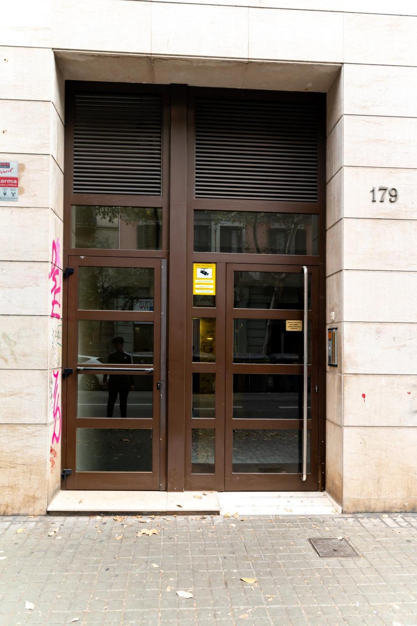 Comfy Downtown + Private Terrace Apartment Barcelona Luaran gambar