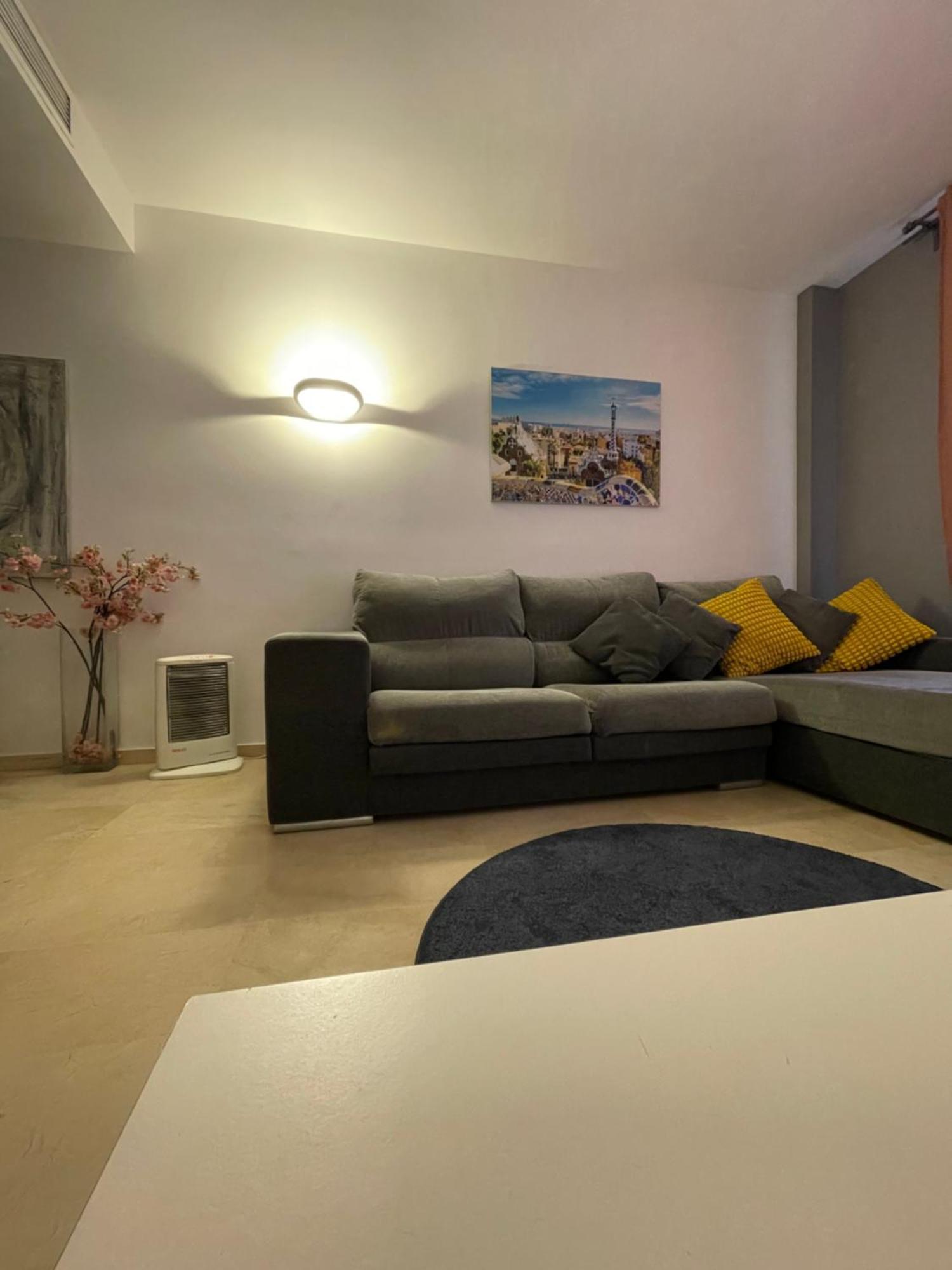 Comfy Downtown + Private Terrace Apartment Barcelona Luaran gambar